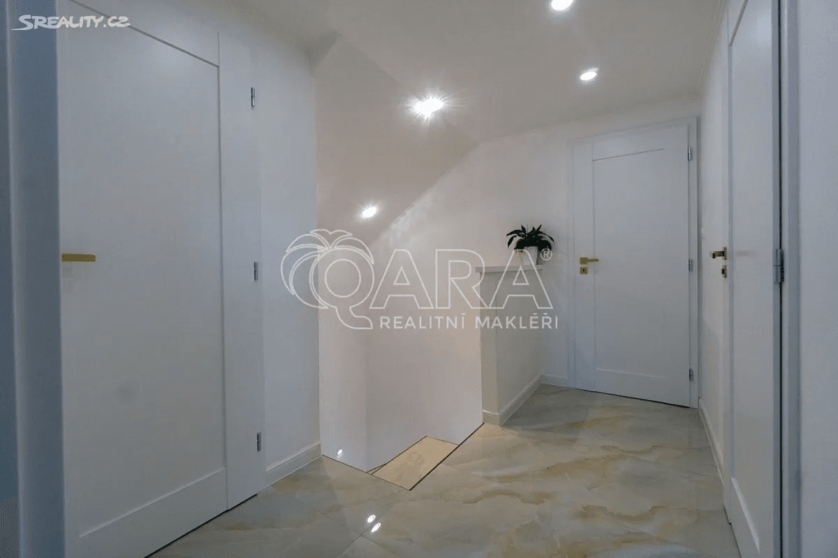 Predaj domu 94 m², pozemek 60 m², Rostoklaty, Středočeský kraj Predaj domu 94 m², pozemek 60 m², Rostoklaty, Středočeský kraj