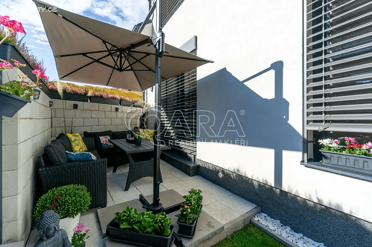 Predaj domu 94 m², pozemek 60 m², Rostoklaty, Středočeský kraj Predaj domu 94 m², pozemek 60 m², Rostoklaty, Středočeský kraj