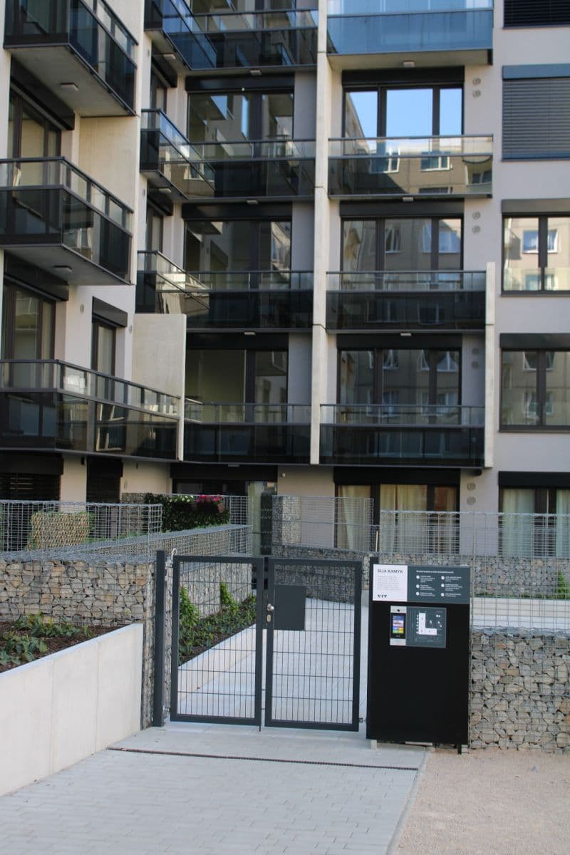 Prenájom bytu 2-izbový 45 m², Hodkovická, Praha, Praha Prenájom bytu 2-izbový 45 m², Hodkovická, Praha, Praha