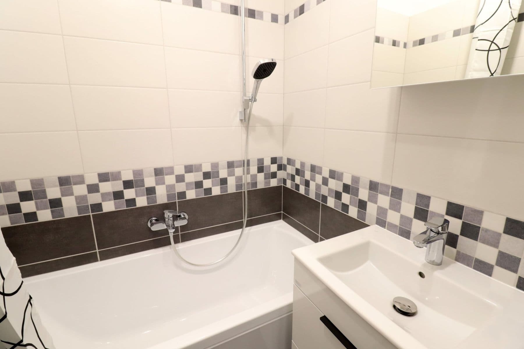 Prenájom bytu 2-izbový 55 m², Želivecká, Praha, Praha Prenájom bytu 2-izbový 55 m², Želivecká, Praha, Praha