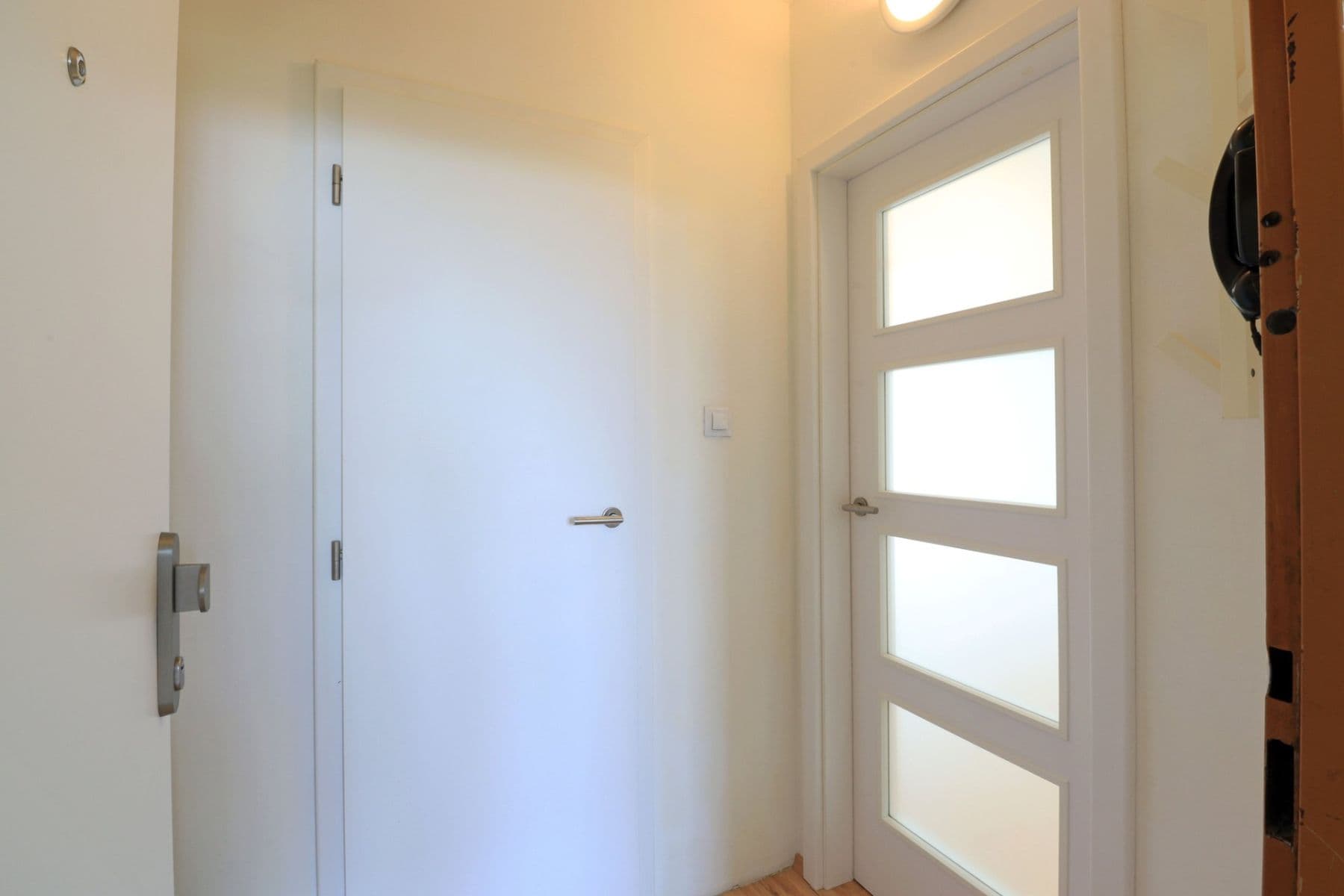 Prenájom bytu 1-izbový 33 m², Hurbanova, Praha, Praha Prenájom bytu 1-izbový 33 m², Hurbanova, Praha, Praha