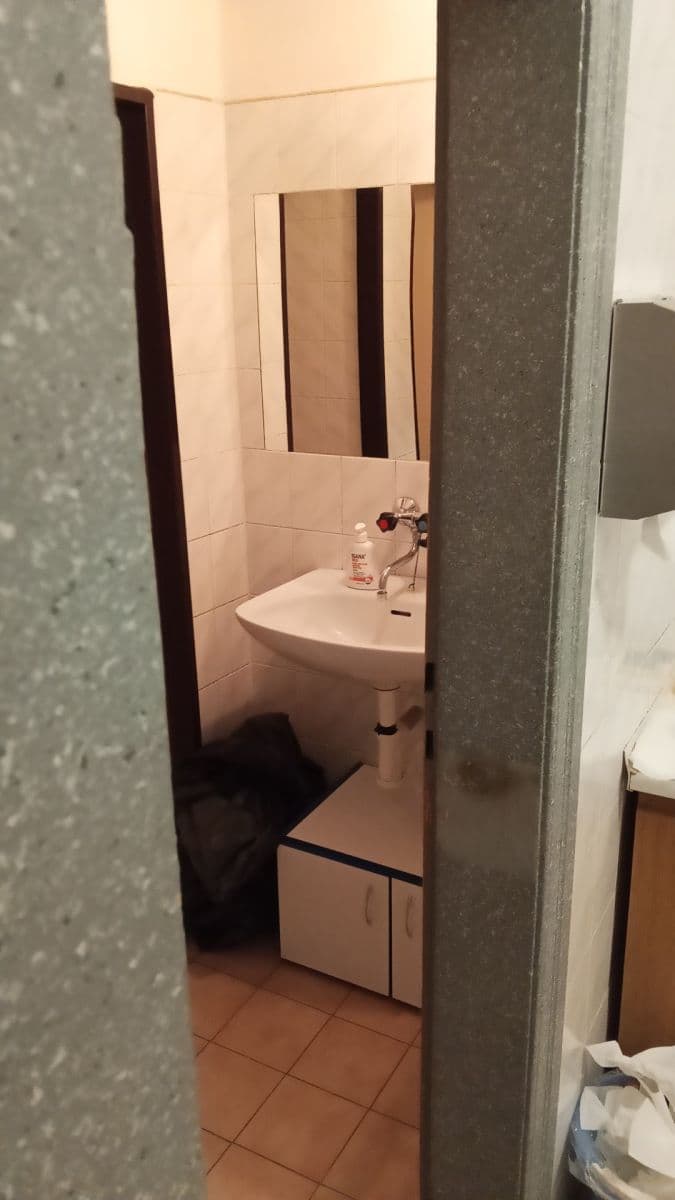 Predaj nebytového priestoru 277 m², Masarykovo nám., Karviná, Moravskoslezský kraj Predaj nebytového priestoru 277 m², Masarykovo nám., Karviná, Moravskoslezský kraj