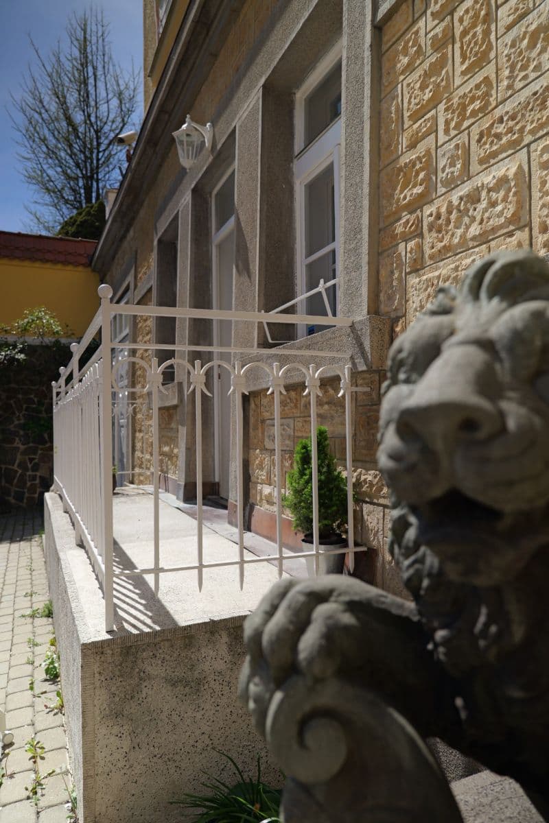Predaj bytu 1-izbový 29 m², V Šáreckém údolí, Praha, Praha Predaj bytu 1-izbový 29 m², V Šáreckém údolí, Praha, Praha