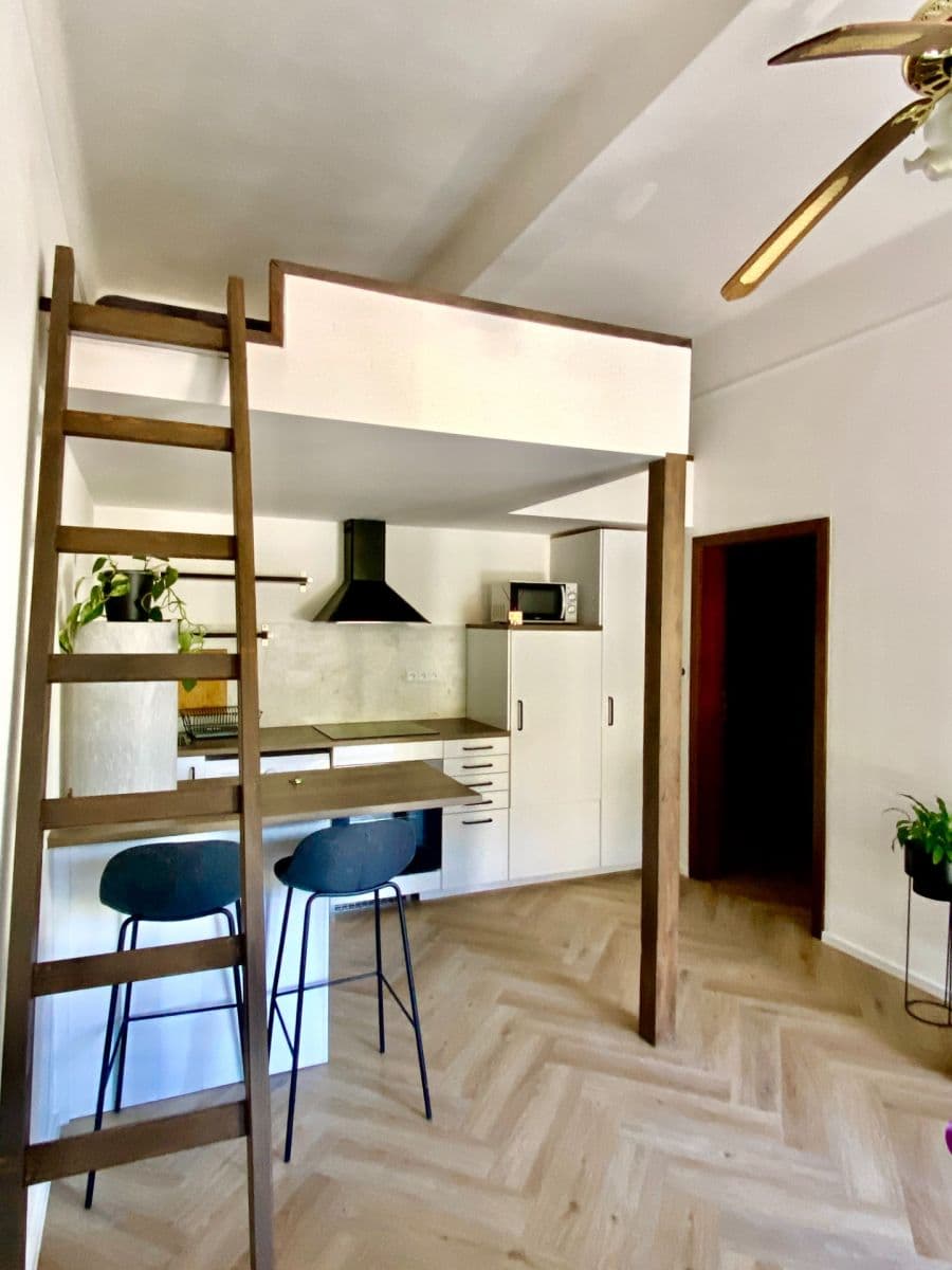 Predaj bytu 1-izbový 29 m², V Šáreckém údolí, Praha, Praha Predaj bytu 1-izbový 29 m², V Šáreckém údolí, Praha, Praha
