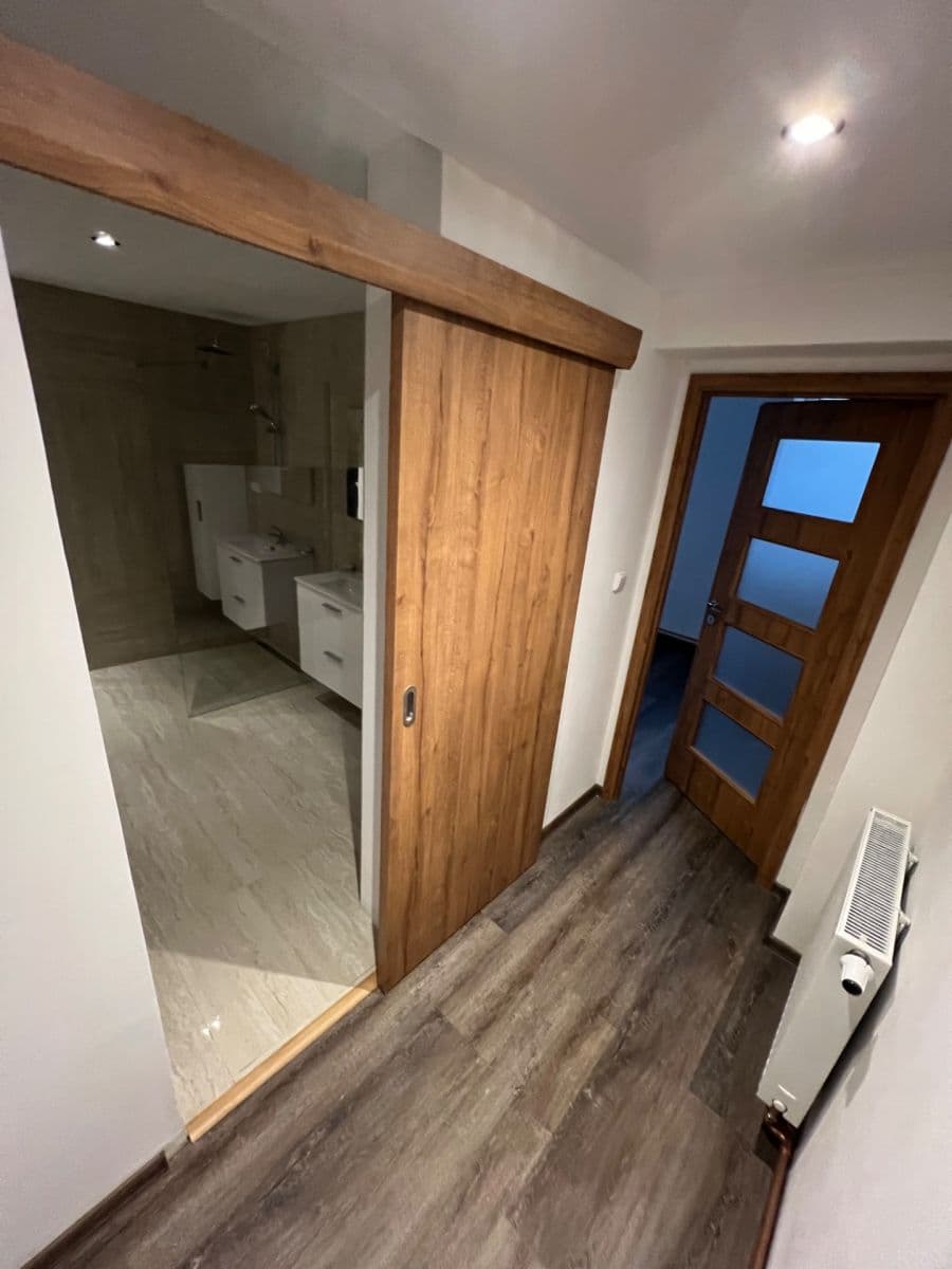 Prenájom bytu 2-izbový 65 m², 26. dubna, Cheb, Karlovarský kraj Prenájom bytu 2-izbový 65 m², 26. dubna, Cheb, Karlovarský kraj