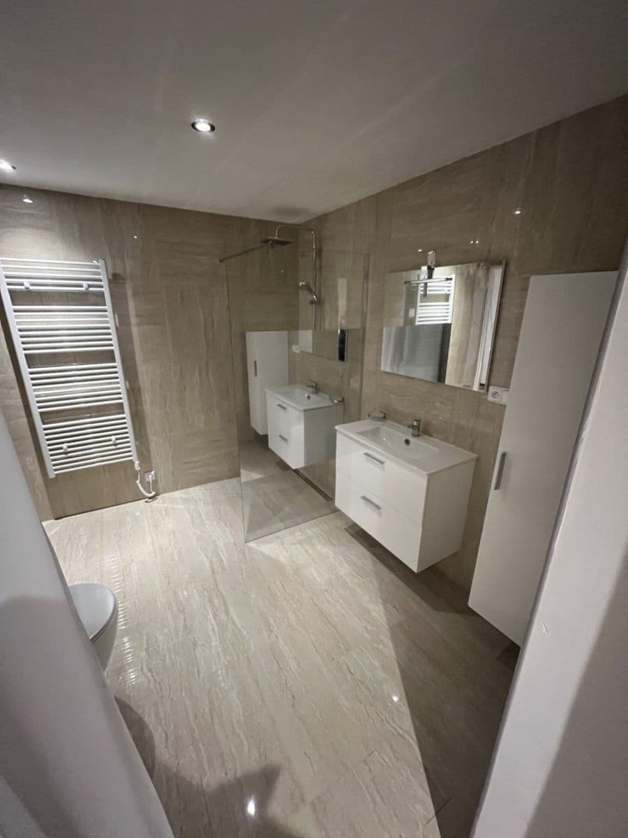 Prenájom bytu 2-izbový 65 m², 26. dubna, Cheb, Karlovarský kraj Prenájom bytu 2-izbový 65 m², 26. dubna, Cheb, Karlovarský kraj