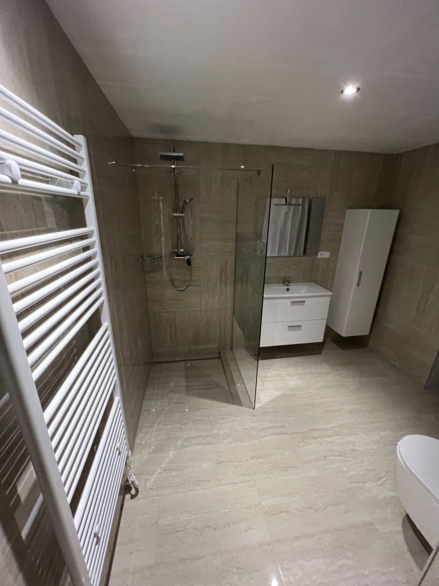 Prenájom bytu 2-izbový 65 m², 26. dubna, Cheb, Karlovarský kraj Prenájom bytu 2-izbový 65 m², 26. dubna, Cheb, Karlovarský kraj