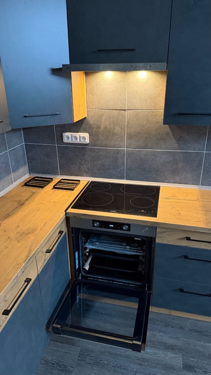 Prenájom bytu 2-izbový 65 m², 26. dubna, Cheb, Karlovarský kraj Prenájom bytu 2-izbový 65 m², 26. dubna, Cheb, Karlovarský kraj