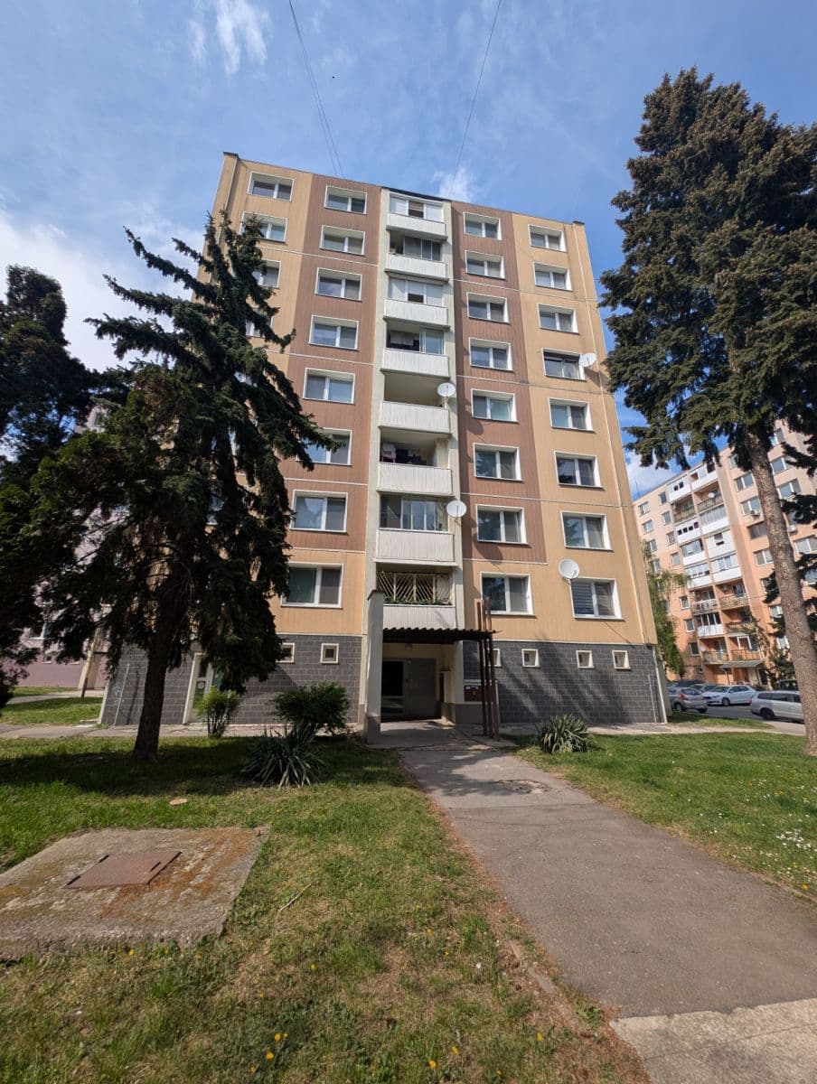 Predaj bytu 3-izbový 65 m², Kutnohorská, Trebišov, Košický kraj Predaj bytu 3-izbový 65 m², Kutnohorská, Trebišov, Košický kraj