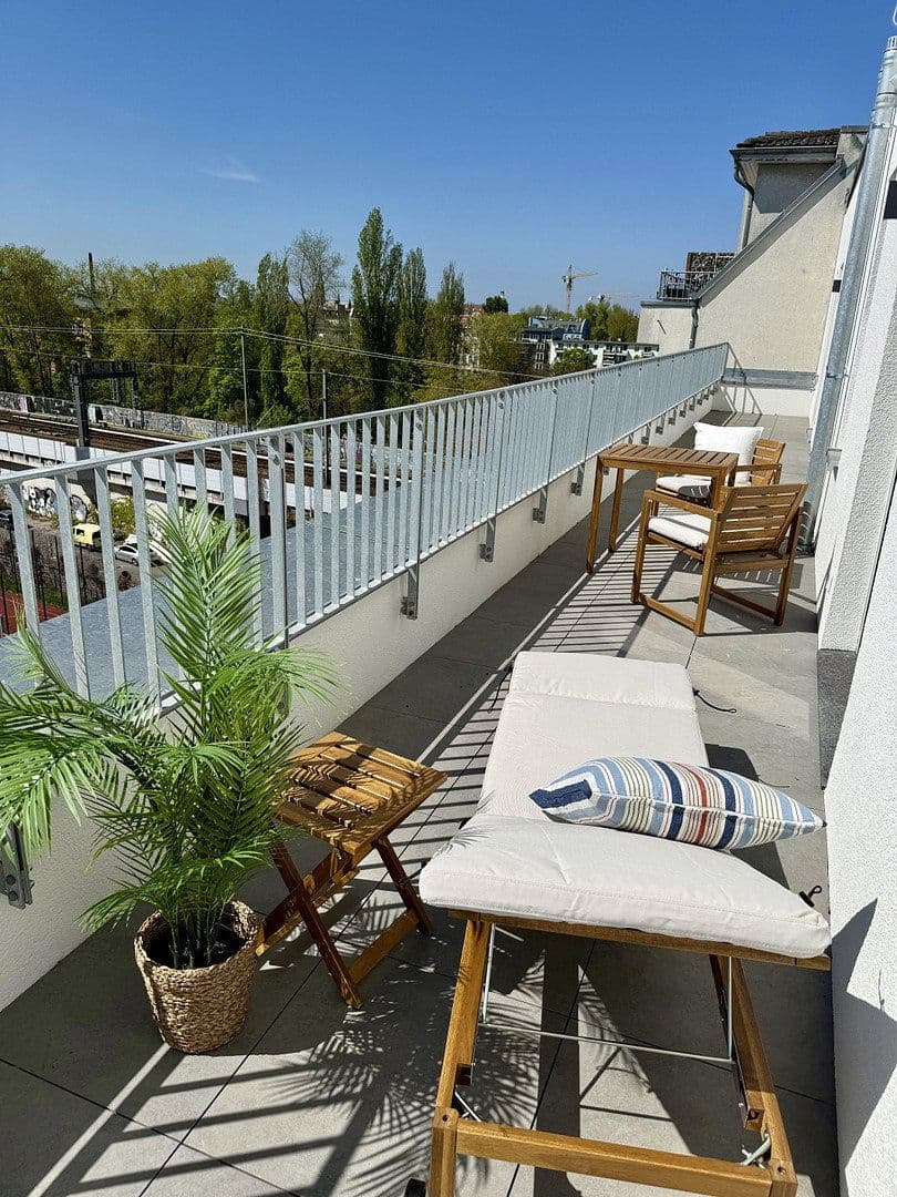 Prenájom bytu 1-izbový 30 m², Berlin, Berlín Prenájom bytu 1-izbový 30 m², Berlin, Berlín