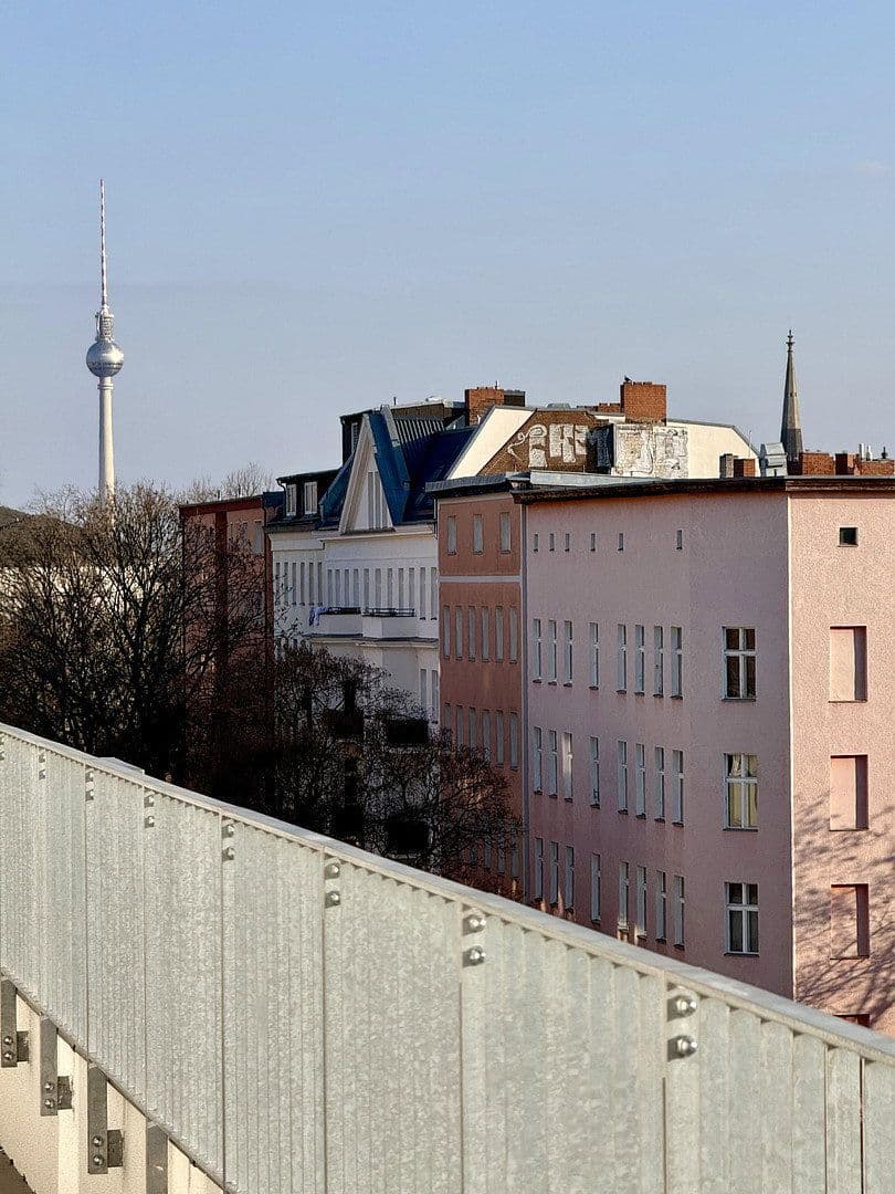 Prenájom bytu 1-izbový 30 m², Berlin, Berlín Prenájom bytu 1-izbový 30 m², Berlin, Berlín