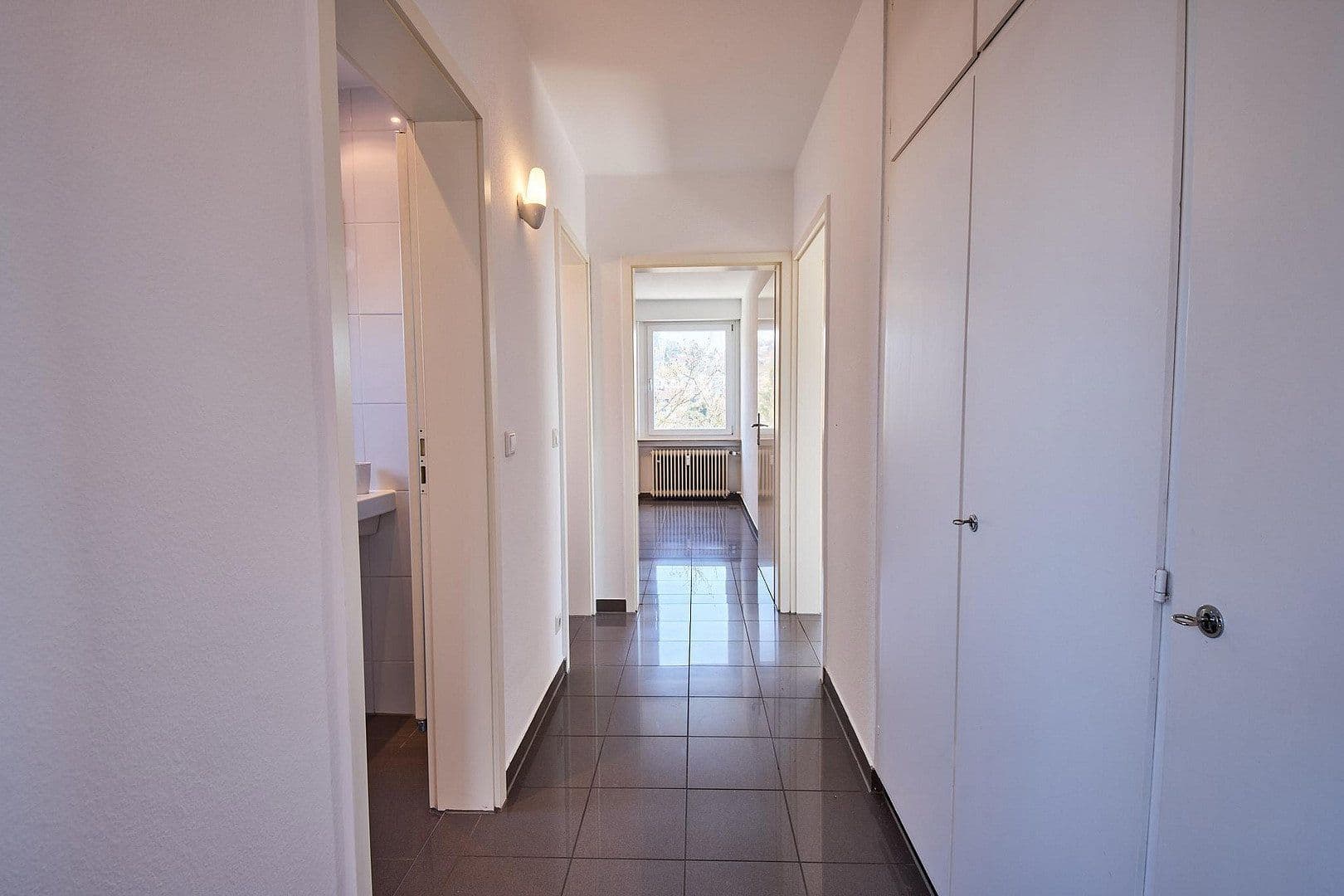 Predaj bytu 4-izbový 105 m², Esslingen am Neckar, Bádensko-Wurttembersko Predaj bytu 4-izbový 105 m², Esslingen am Neckar, Bádensko-Wurttembersko