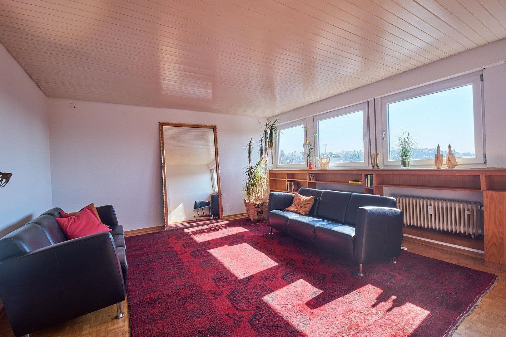 Predaj bytu 4-izbový 105 m², Esslingen am Neckar, Bádensko-Wurttembersko Predaj bytu 4-izbový 105 m², Esslingen am Neckar, Bádensko-Wurttembersko