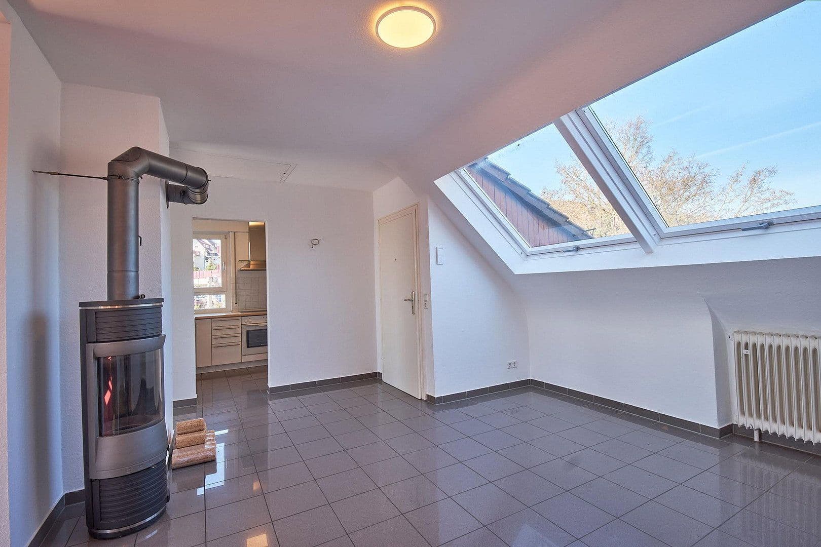 Predaj bytu 4-izbový 105 m², Esslingen am Neckar, Bádensko-Wurttembersko Predaj bytu 4-izbový 105 m², Esslingen am Neckar, Bádensko-Wurttembersko