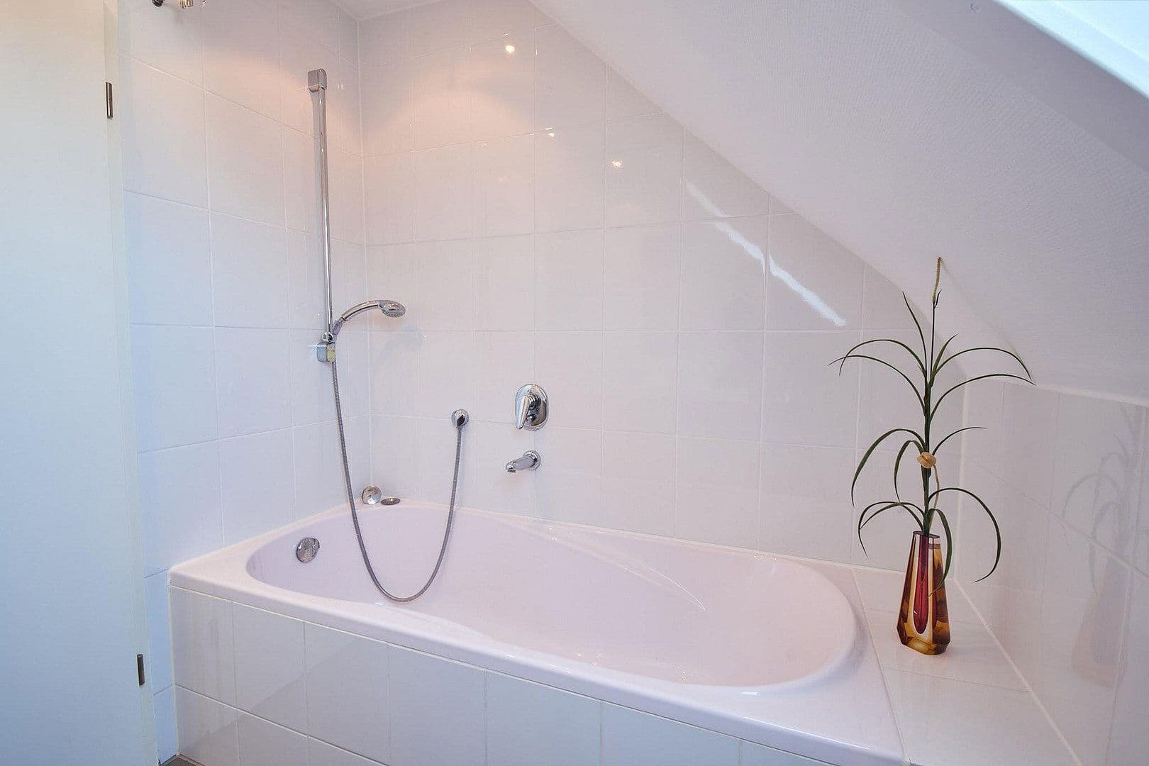 Predaj bytu 4-izbový 105 m², Esslingen am Neckar, Bádensko-Wurttembersko Predaj bytu 4-izbový 105 m², Esslingen am Neckar, Bádensko-Wurttembersko