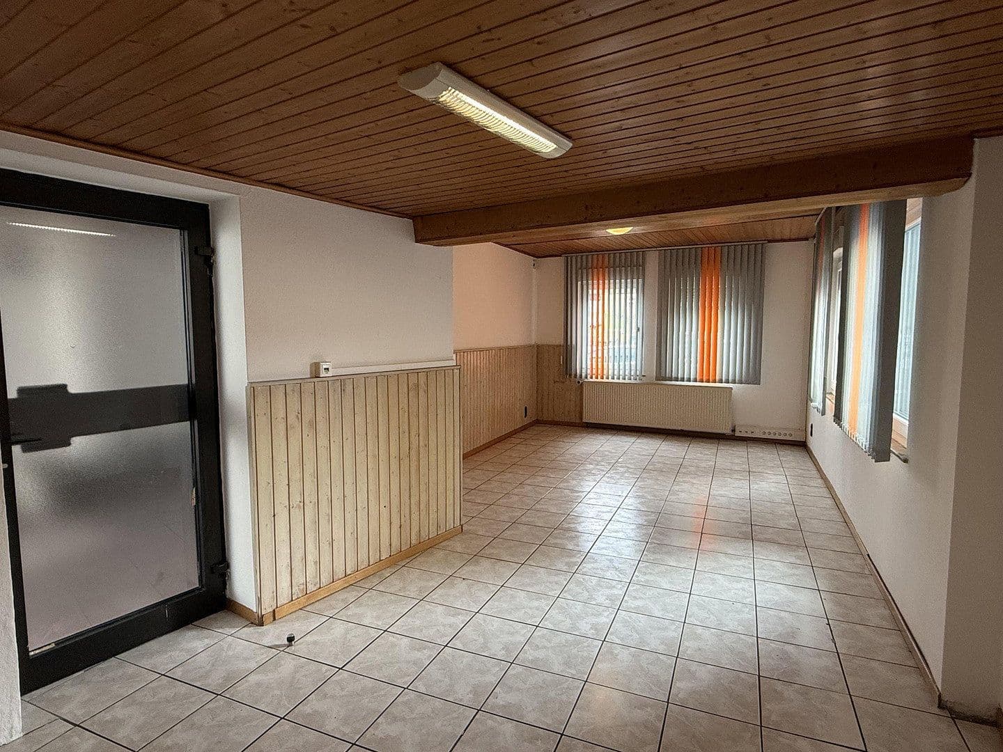 Prenájom domu 195 m², pozemek 235 m², Friedberg (Hessen), Hesensko Prenájom domu 195 m², pozemek 235 m², Friedberg (Hessen), Hesensko