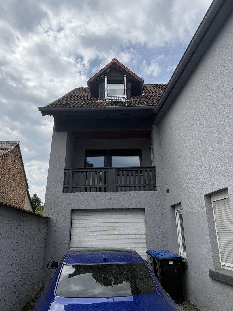 Prenájom domu 195 m², pozemek 235 m², Friedberg (Hessen), Hesensko Prenájom domu 195 m², pozemek 235 m², Friedberg (Hessen), Hesensko