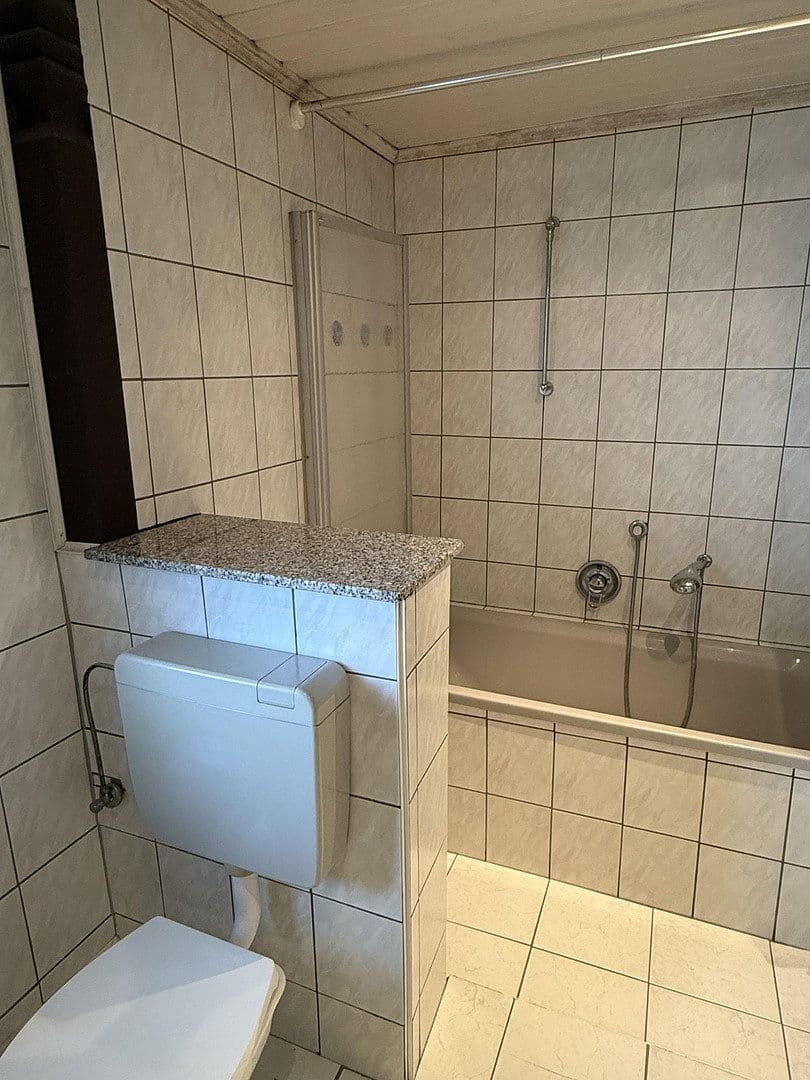 Prenájom domu 195 m², pozemek 235 m², Friedberg (Hessen), Hesensko Prenájom domu 195 m², pozemek 235 m², Friedberg (Hessen), Hesensko