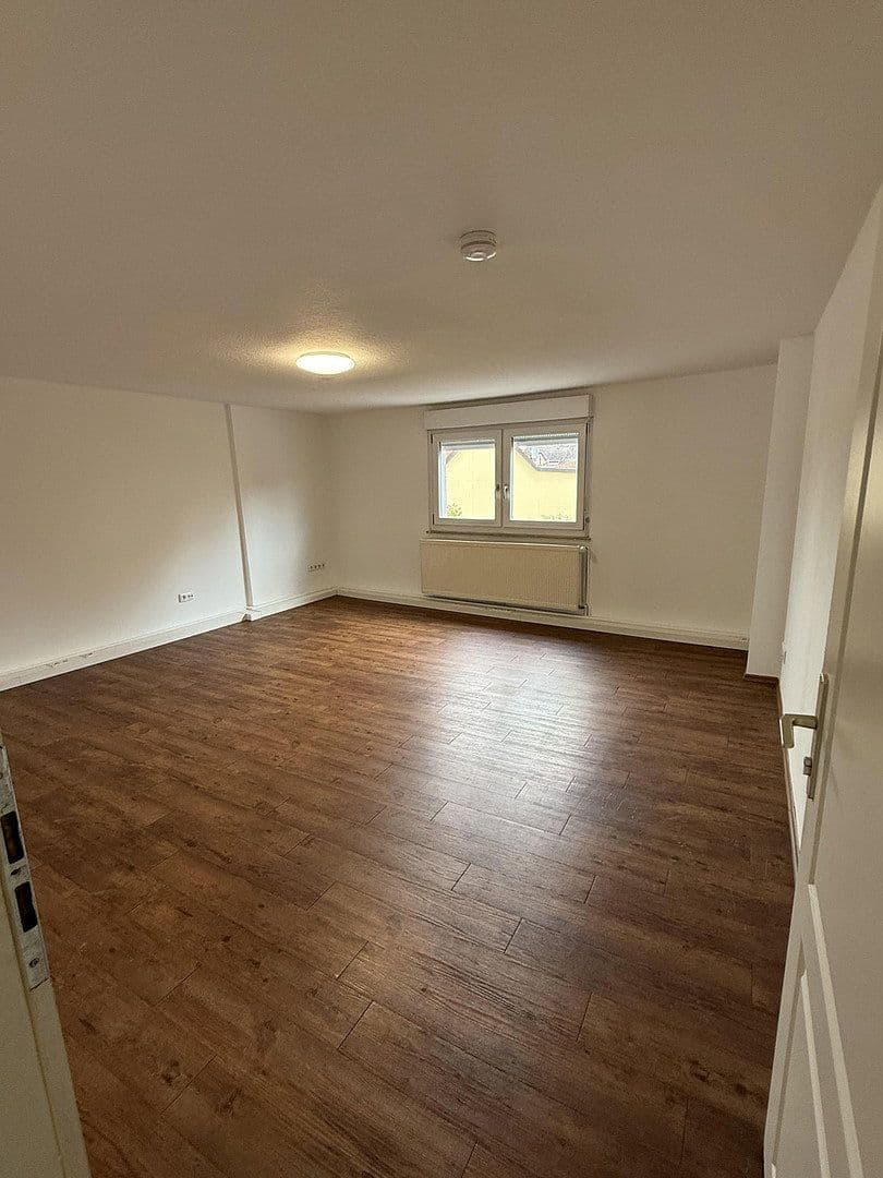 Prenájom domu 195 m², pozemek 235 m², Friedberg (Hessen), Hesensko Prenájom domu 195 m², pozemek 235 m², Friedberg (Hessen), Hesensko