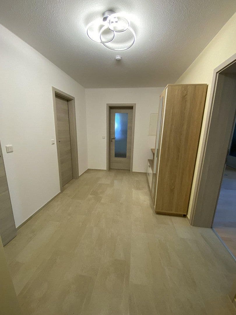 Prenájom bytu 3-izbový 95 m², Wiesbaden, Hesensko Prenájom bytu 3-izbový 95 m², Wiesbaden, Hesensko