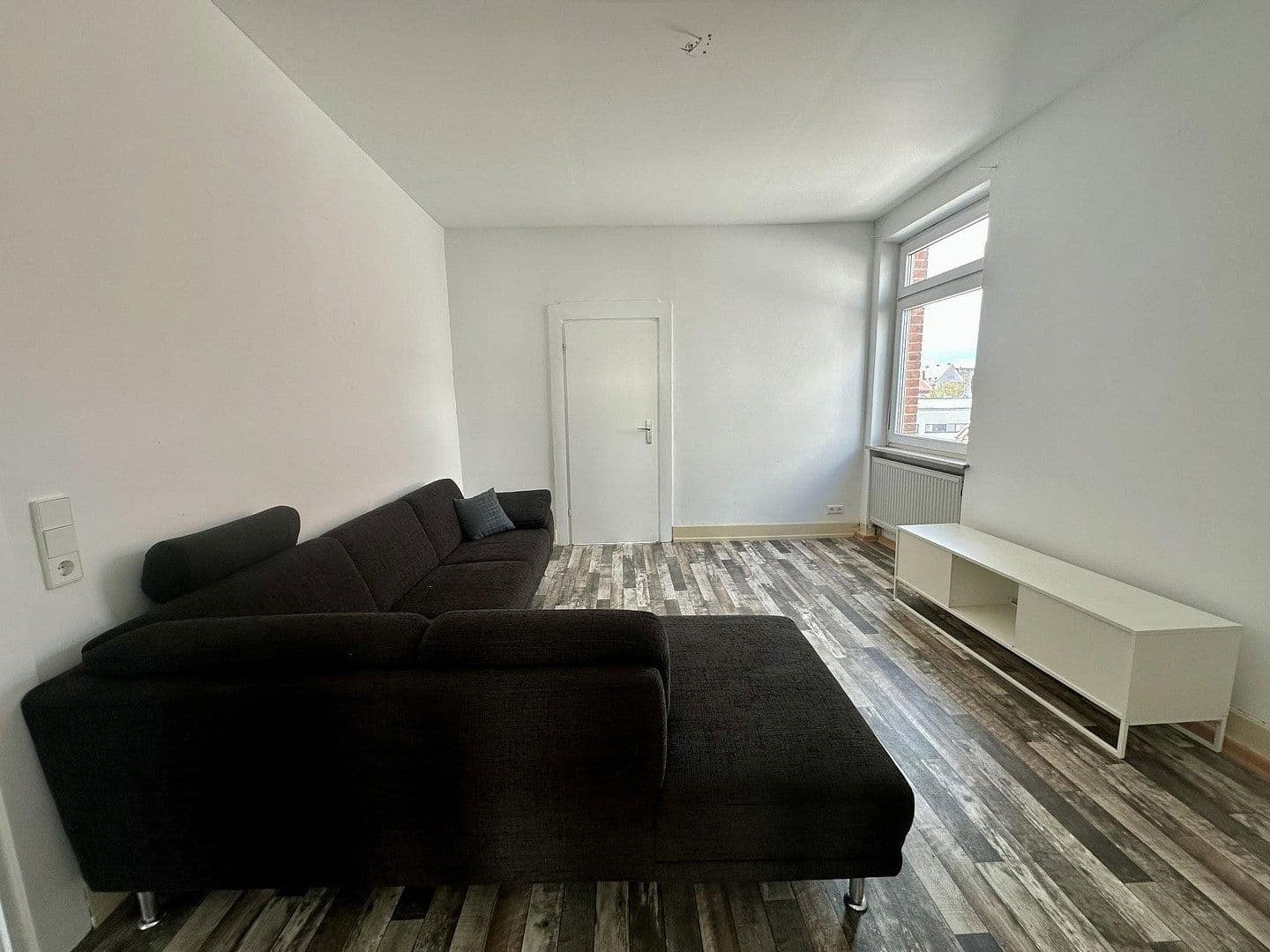 Prenájom bytu 3-izbový 78 m², Achtungstraße 9, Heilbronn, Bádensko-Wurttembersko Prenájom bytu 3-izbový 78 m², Achtungstraße 9, Heilbronn, Bádensko-Wurttembersko