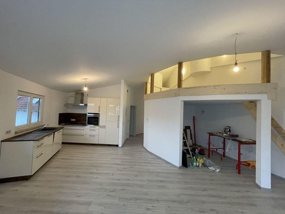 Prenájom bytu 2-izbový 80 m², Flonheim, Porýnie-Falcko Prenájom bytu 2-izbový 80 m², Flonheim, Porýnie-Falcko