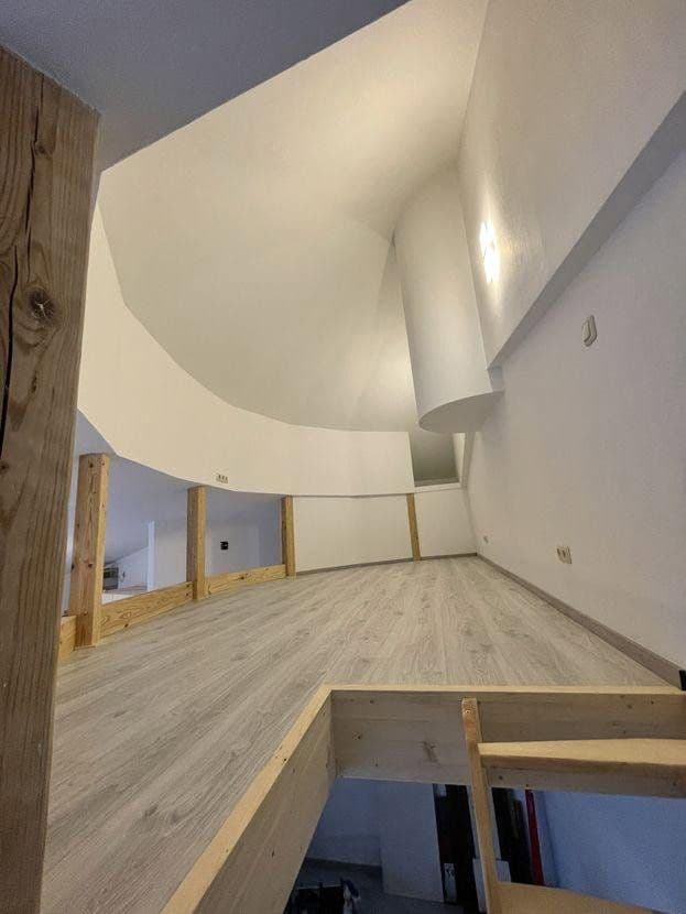 Prenájom bytu 2-izbový 80 m², Flonheim, Porýnie-Falcko Prenájom bytu 2-izbový 80 m², Flonheim, Porýnie-Falcko