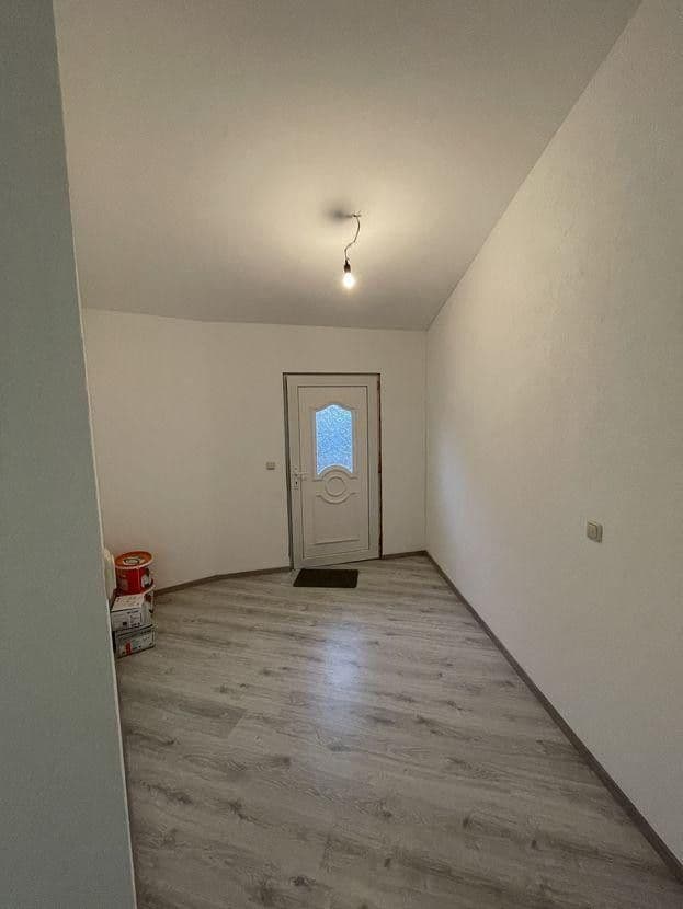 Prenájom bytu 2-izbový 80 m², Flonheim, Porýnie-Falcko Prenájom bytu 2-izbový 80 m², Flonheim, Porýnie-Falcko