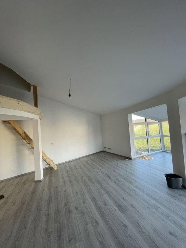 Prenájom bytu 2-izbový 80 m², Flonheim, Porýnie-Falcko Prenájom bytu 2-izbový 80 m², Flonheim, Porýnie-Falcko