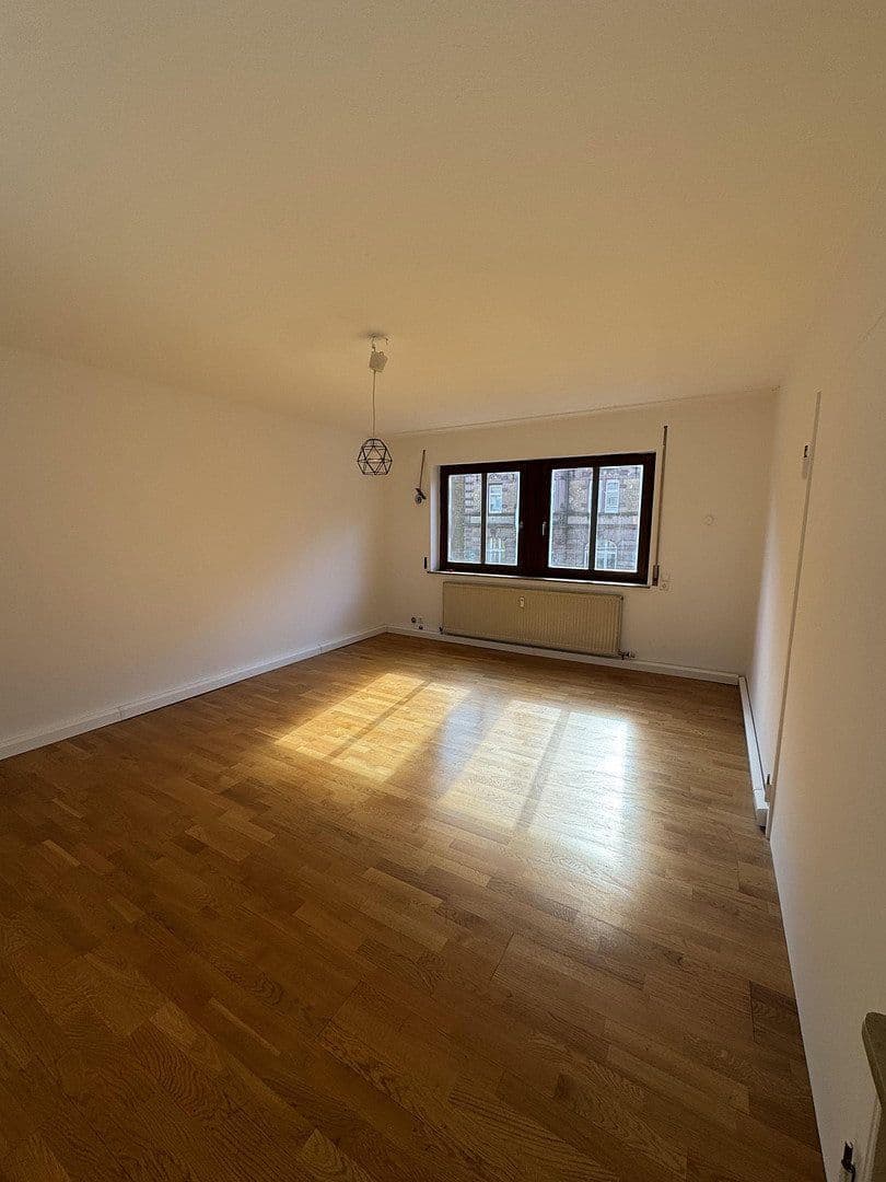 Prenájom bytu 3-izbový 78 m², Hohenheimer Straße 72, Stuttgart, Bádensko-Wurttembersko Prenájom bytu 3-izbový 78 m², Hohenheimer Straße 72, Stuttgart, Bádensko-Wurttembersko