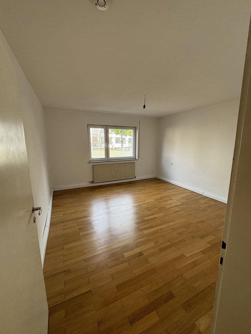 Prenájom bytu 3-izbový 78 m², Hohenheimer Straße 72, Stuttgart, Bádensko-Wurttembersko Prenájom bytu 3-izbový 78 m², Hohenheimer Straße 72, Stuttgart, Bádensko-Wurttembersko
