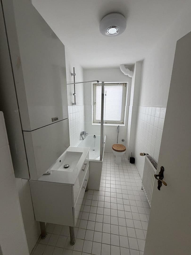 Prenájom bytu 2-izbový 55 m², Windmühlenstraße 44, Essen, Severné Porýnie - Westfálsko Prenájom bytu 2-izbový 55 m², Windmühlenstraße 44, Essen, Severné Porýnie - Westfálsko