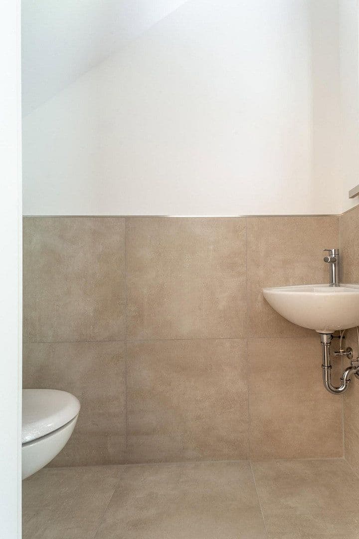 Predaj bytu 3-izbový 104 m², Halle, Sasko-Anhaltsko Predaj bytu 3-izbový 104 m², Halle, Sasko-Anhaltsko