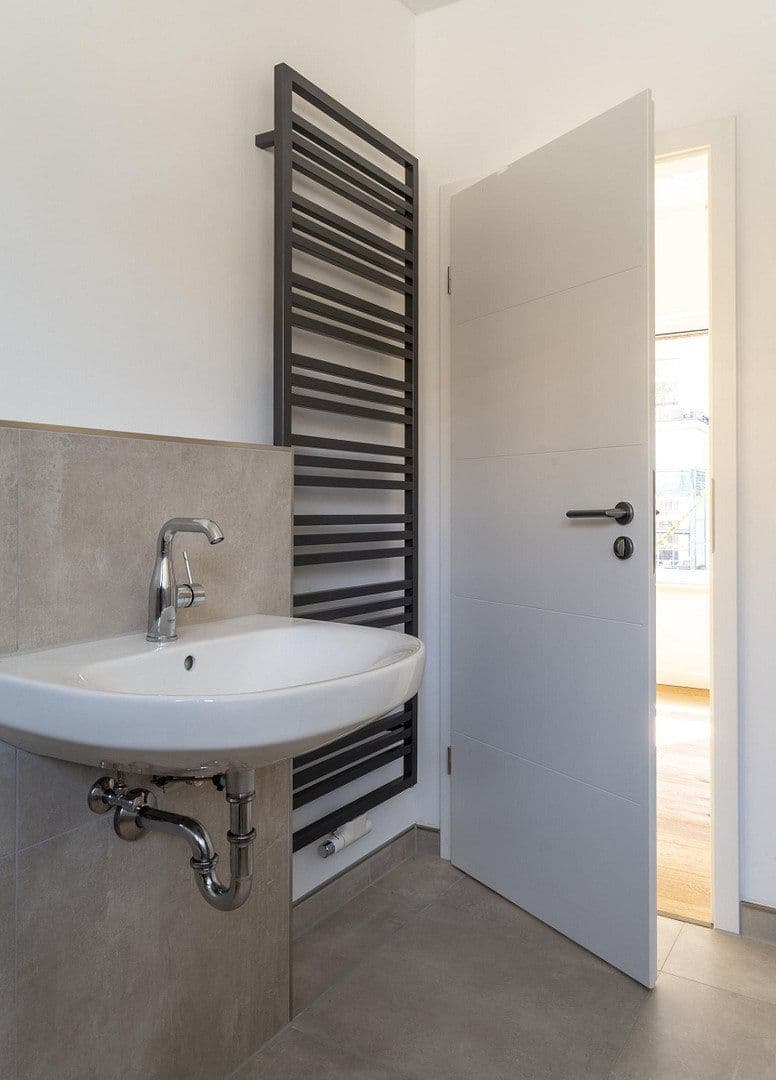 Predaj bytu 3-izbový 104 m², Halle, Sasko-Anhaltsko Predaj bytu 3-izbový 104 m², Halle, Sasko-Anhaltsko