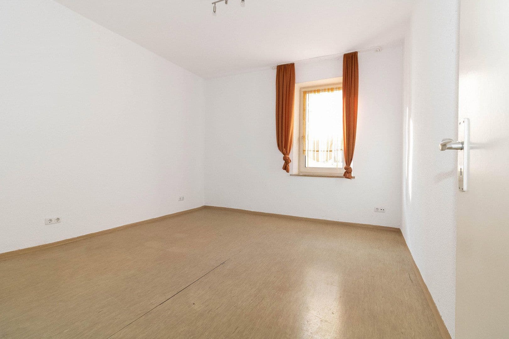 Predaj domu 410 m², pozemek 230 m², Augsburg, Bavorsko Predaj domu 410 m², pozemek 230 m², Augsburg, Bavorsko