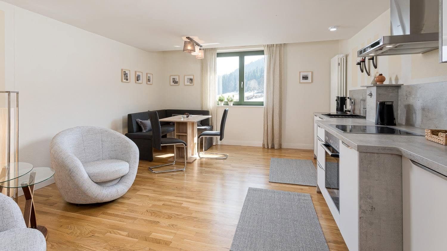 Predaj domu 377 m², pozemek 20.000 m², Eibenstock, Sasko Predaj domu 377 m², pozemek 20.000 m², Eibenstock, Sasko