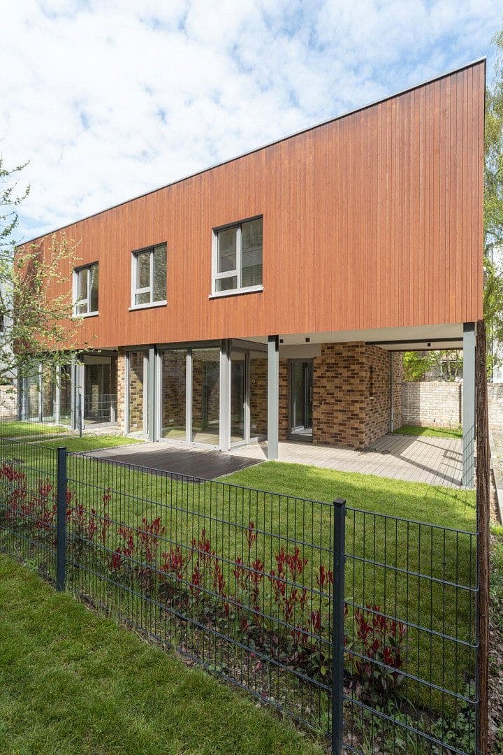 Predaj bytu 3-izbový 114 m², Halle, Sasko-Anhaltsko Predaj bytu 3-izbový 114 m², Halle, Sasko-Anhaltsko