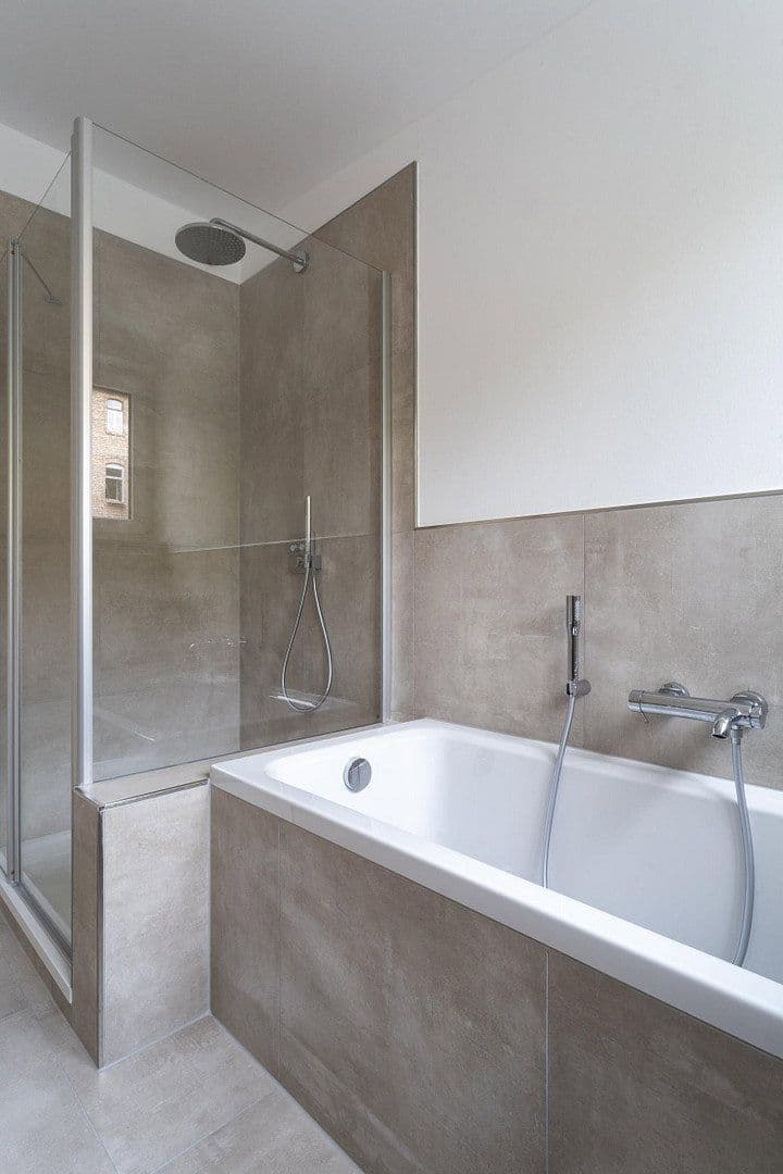 Predaj bytu 3-izbový 114 m², Halle, Sasko-Anhaltsko Predaj bytu 3-izbový 114 m², Halle, Sasko-Anhaltsko