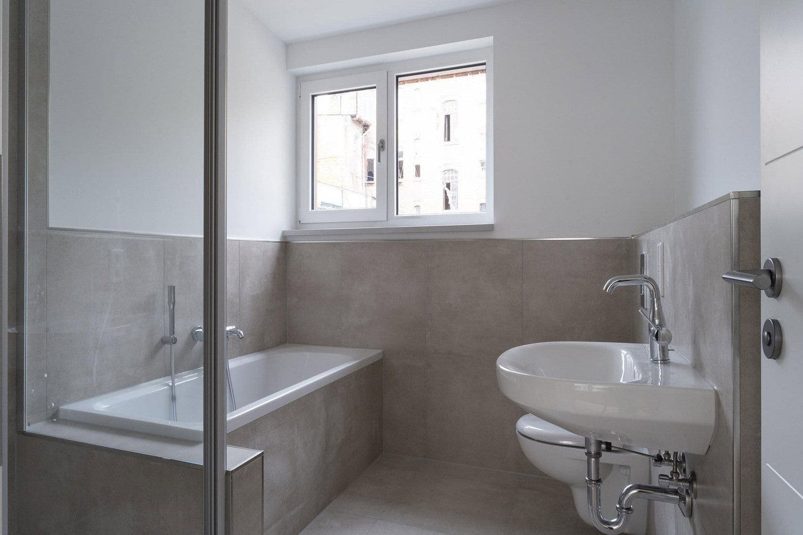 Predaj bytu 3-izbový 114 m², Halle, Sasko-Anhaltsko Predaj bytu 3-izbový 114 m², Halle, Sasko-Anhaltsko