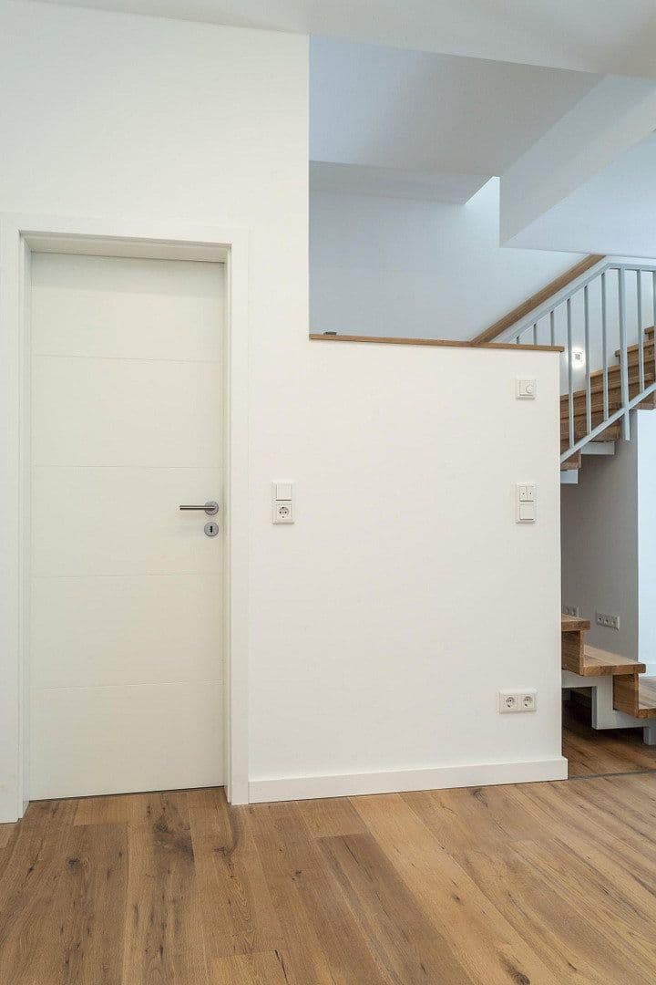 Predaj bytu 3-izbový 114 m², Halle, Sasko-Anhaltsko Predaj bytu 3-izbový 114 m², Halle, Sasko-Anhaltsko