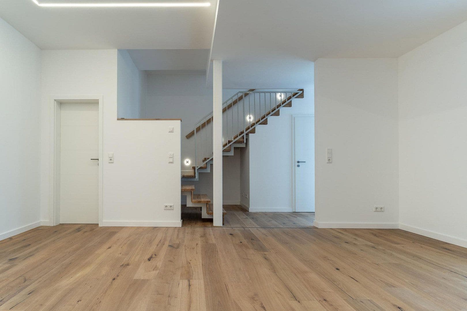 Predaj bytu 3-izbový 114 m², Halle, Sasko-Anhaltsko Predaj bytu 3-izbový 114 m², Halle, Sasko-Anhaltsko