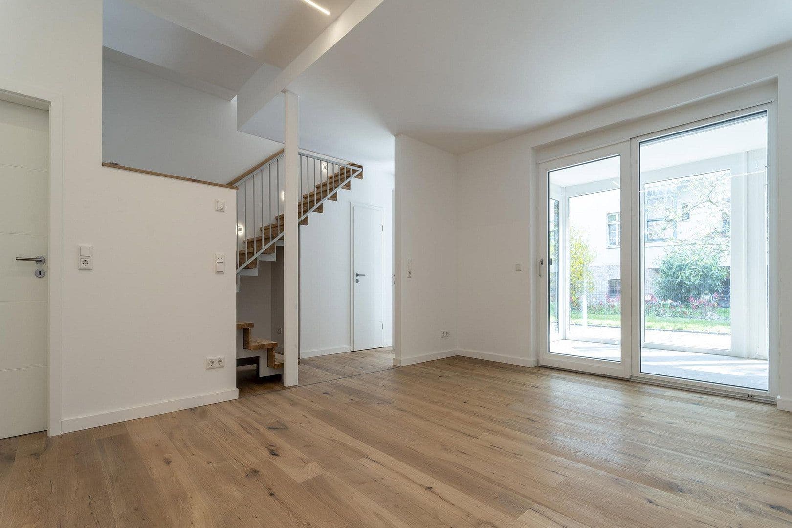 Predaj bytu 3-izbový 114 m², Halle, Sasko-Anhaltsko Predaj bytu 3-izbový 114 m², Halle, Sasko-Anhaltsko