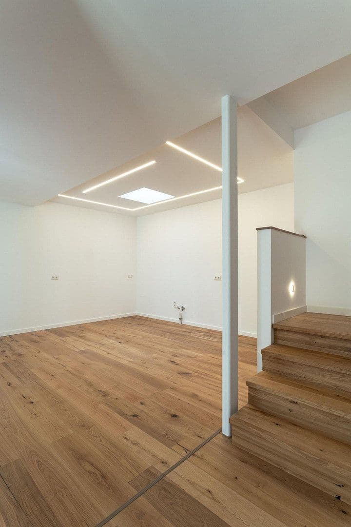 Predaj bytu 3-izbový 114 m², Halle, Sasko-Anhaltsko Predaj bytu 3-izbový 114 m², Halle, Sasko-Anhaltsko