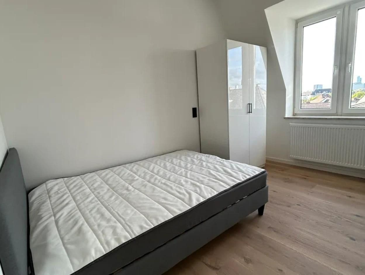 Prenájom bytu 1-izbový 50 m², Kranichsteinerstraße 21, Frankfurt am Main, Hesensko Prenájom bytu 1-izbový 50 m², Kranichsteinerstraße 21, Frankfurt am Main, Hesensko