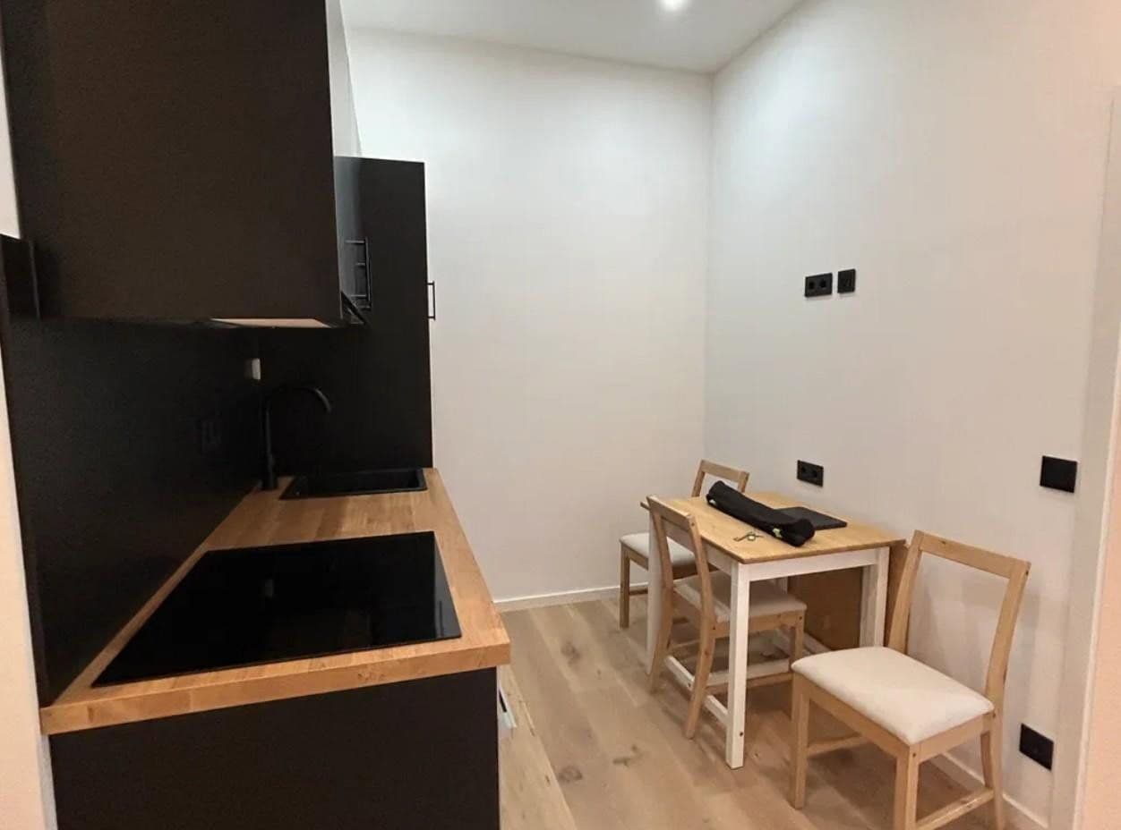Prenájom bytu 1-izbový 50 m², Kranichsteinerstraße 21, Frankfurt am Main, Hesensko Prenájom bytu 1-izbový 50 m², Kranichsteinerstraße 21, Frankfurt am Main, Hesensko