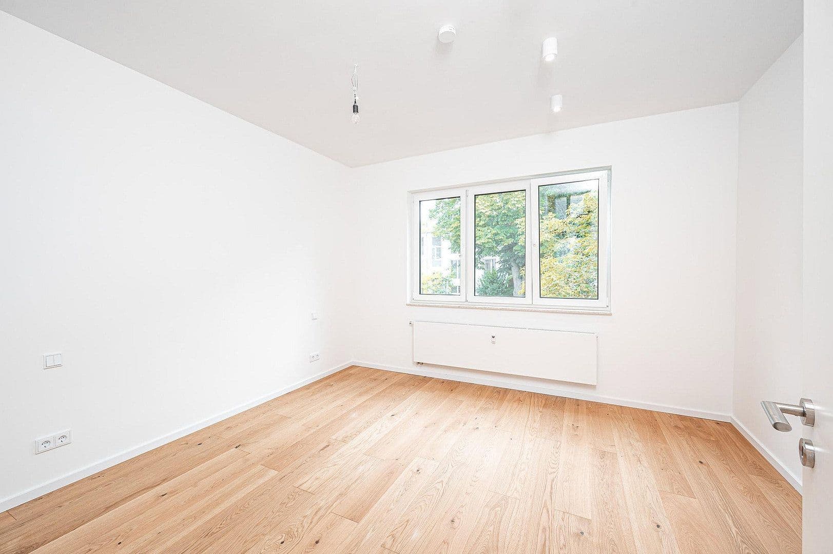 Predaj bytu 2-izbový 64 m², Leydenallee 37, Berlin, Berlín Predaj bytu 2-izbový 64 m², Leydenallee 37, Berlin, Berlín