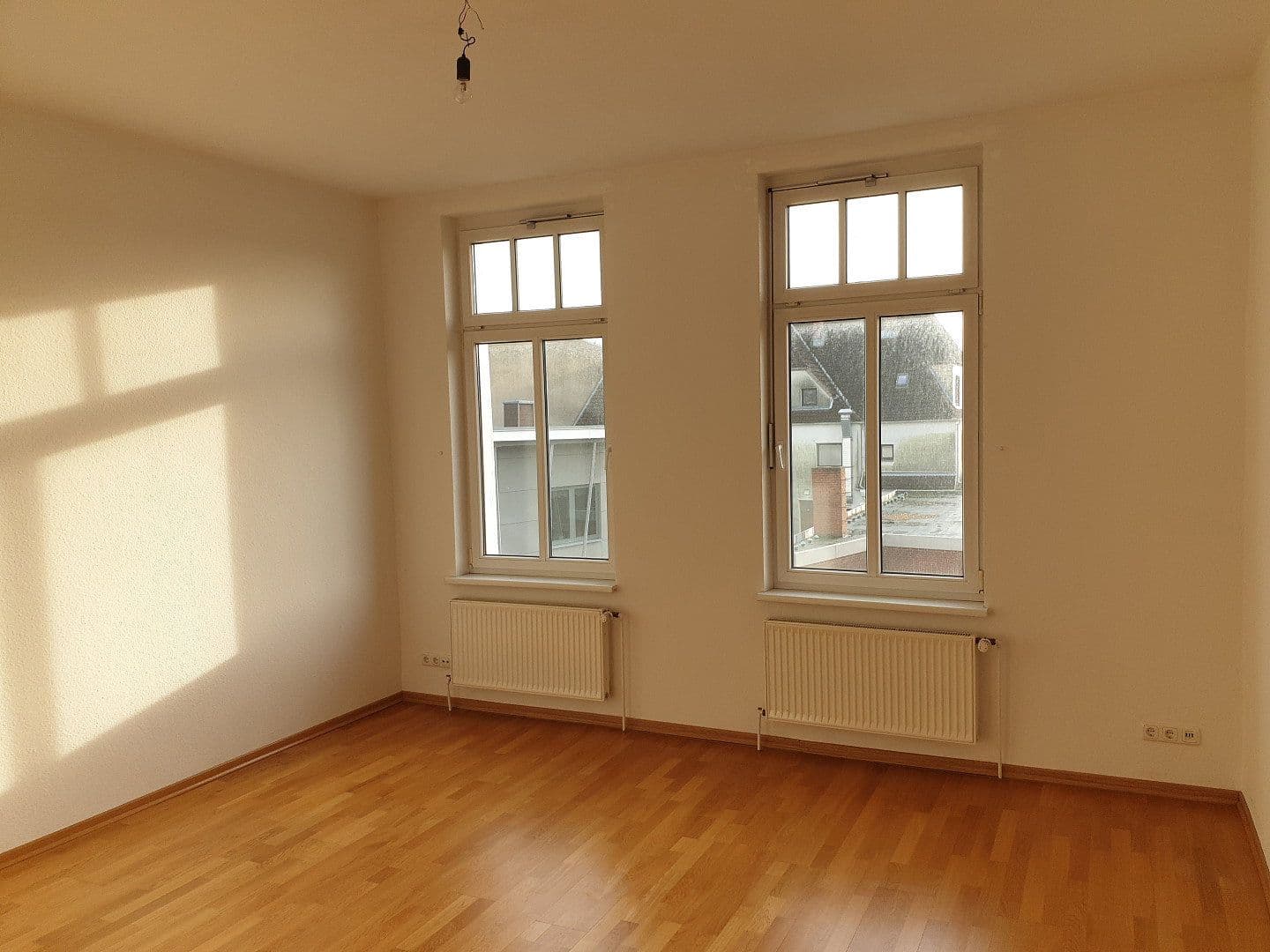 Prenájom bytu 4-izbový 103 m², Bad Oldesloe, Šlezvicko-Holštajnsko Prenájom bytu 4-izbový 103 m², Bad Oldesloe, Šlezvicko-Holštajnsko