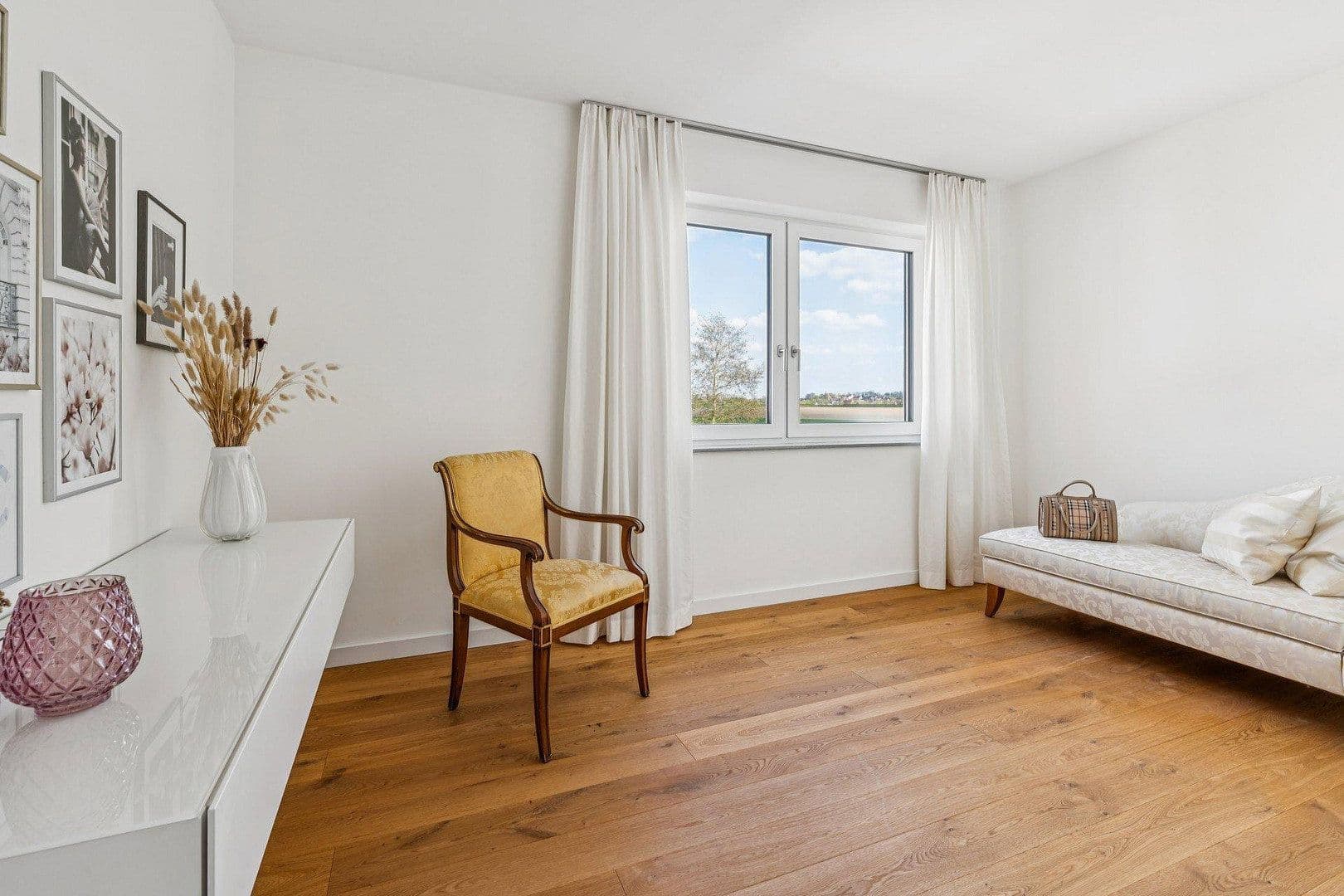 Predaj domu 285 m², pozemek 563 m², Ulm, Bádensko-Wurttembersko Predaj domu 285 m², pozemek 563 m², Ulm, Bádensko-Wurttembersko