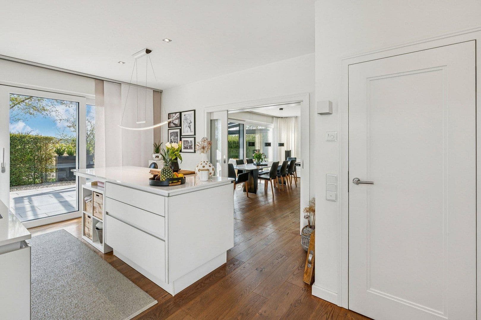 Predaj domu 285 m², pozemek 563 m², Ulm, Bádensko-Wurttembersko Predaj domu 285 m², pozemek 563 m², Ulm, Bádensko-Wurttembersko