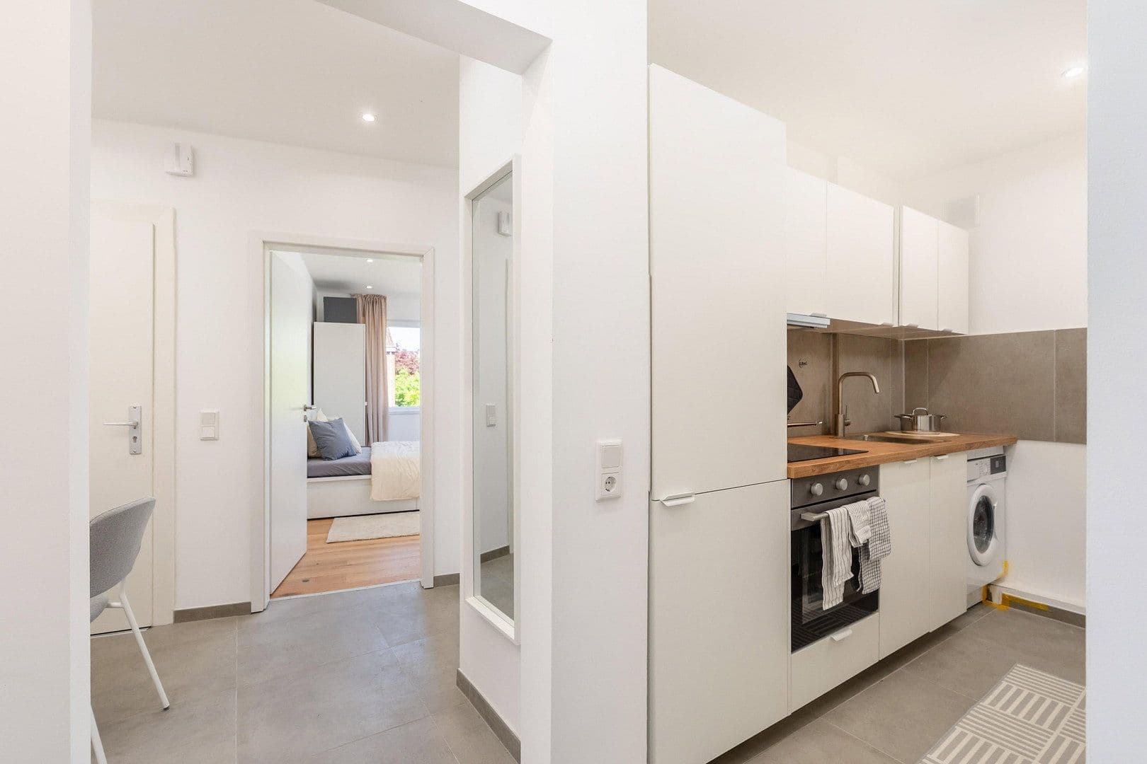 Prenájom bytu 39 m², Düsseldorf, Severné Porýnie - Westfálsko Prenájom bytu 39 m², Düsseldorf, Severné Porýnie - Westfálsko